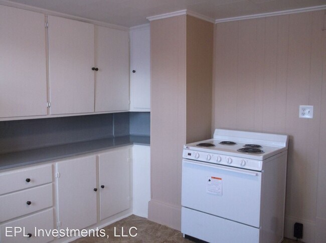 Building Photo - 3 br, 1 bath House - 504 1/2 Appleton Street