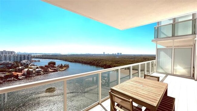 Building Photo - 400 Sunny Isles Blvd