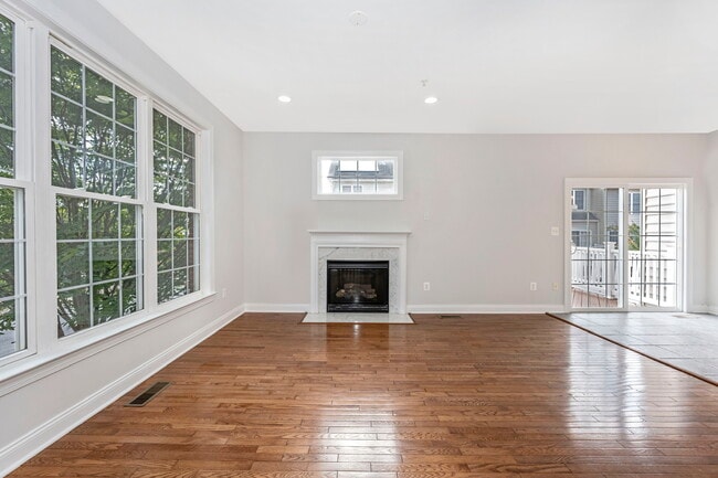 Family Room - 22130 Fair Garden Ln