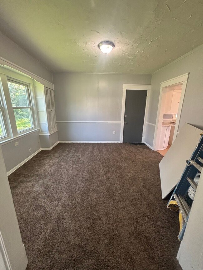 Building Photo - 14014 Idarose Ave