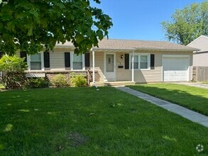 Building Photo - 252 Marilyn Ave