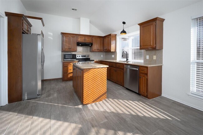 Foto del edificio - 3612 Crail Dr