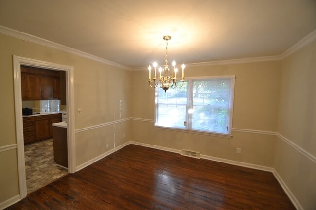 Building Photo - 5910 Grosner Pl