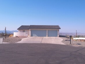 Building Photo - 2762 Minnow Pl