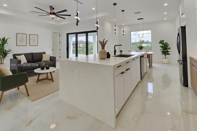 Foto del edificio - 1321 NE 19th St