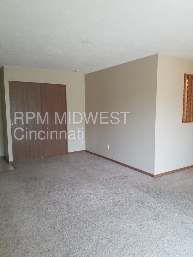 Foto del edificio - 6650 Hearne Rd
