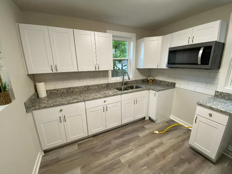 Foto principal - 935 W 123rd St