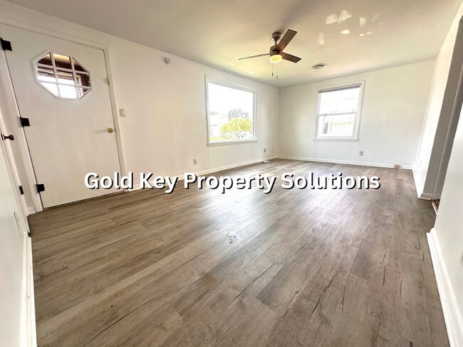 Foto del edificio - **Single Family Home for Rent in Elwood** ...
