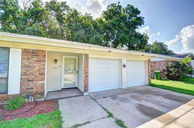 Building Photo - 1417 Norwood Dr