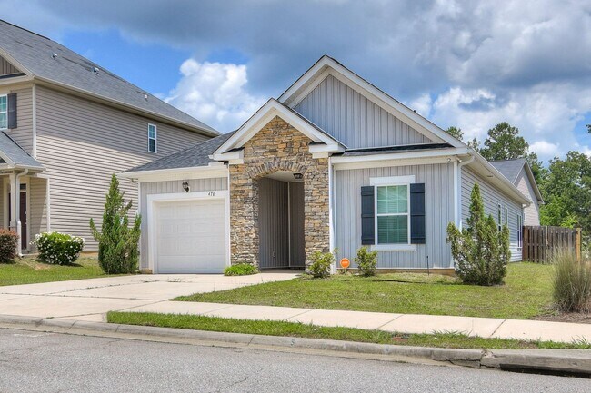 Foto del edificio - 478 Brantley Cove Cir