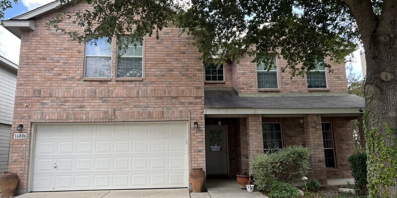 Foto principal - 16806 Mandolino Ln