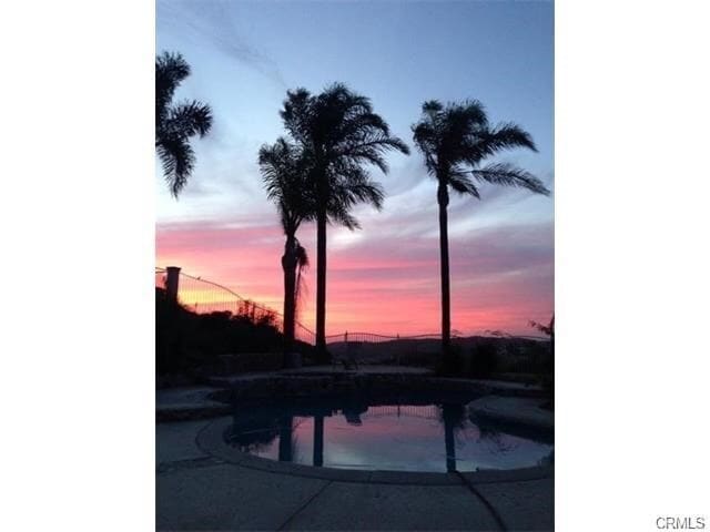 Foto del edificio - 16150 Pinnacle Rd