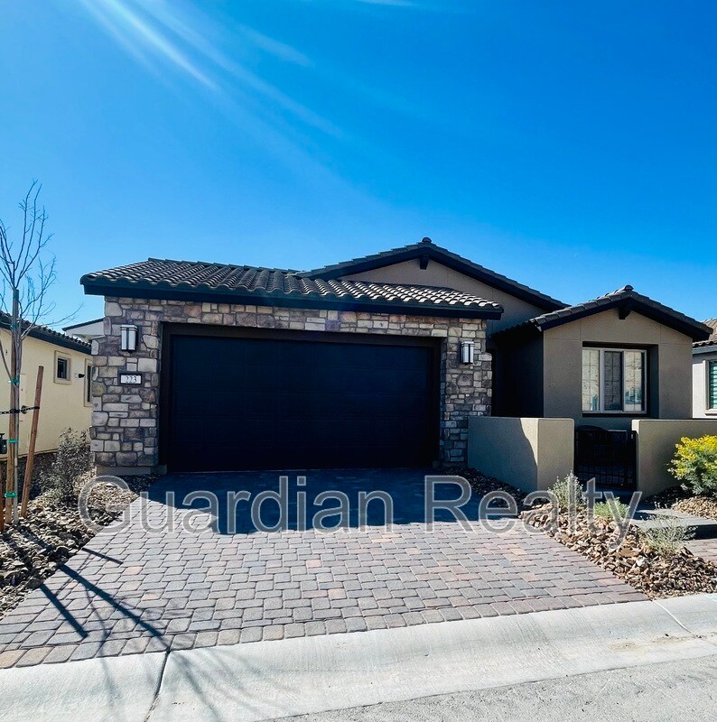 Foto principal - 223 Sun Glaze Ave