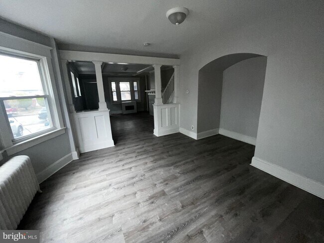 Building Photo - 314 Gardner Ave
