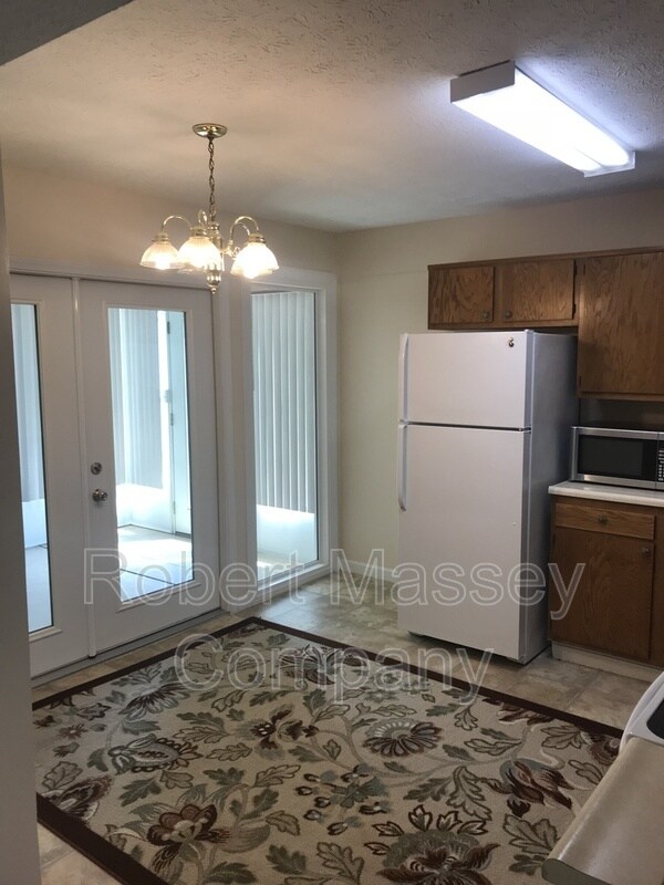 Foto del edificio - 4820 St Leo Pl