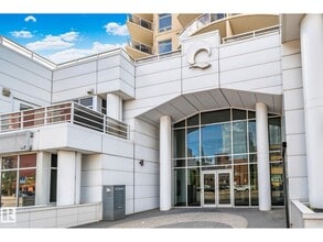 Building Photo - 10388 105 St NW