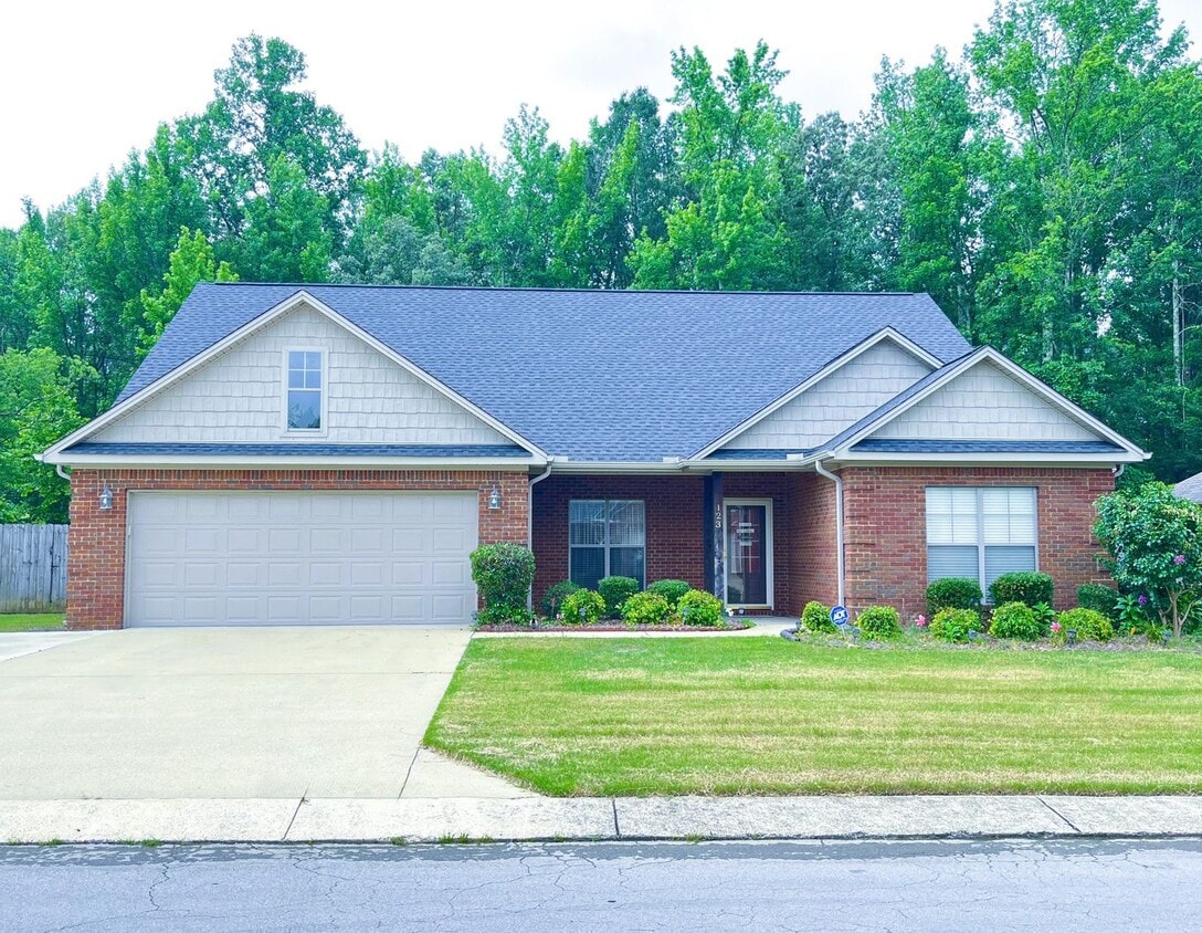 Primary Photo - 123 Ivywood Cv