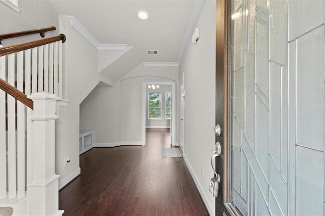 Building Photo - 9611 Knights Station Dr