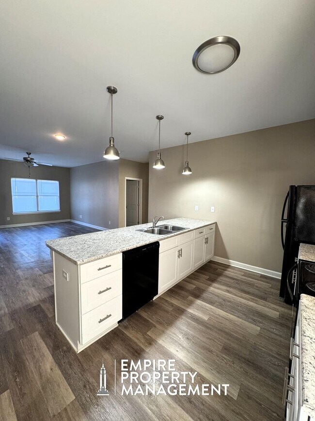 Foto del edificio - 216 Fern Bank Dr