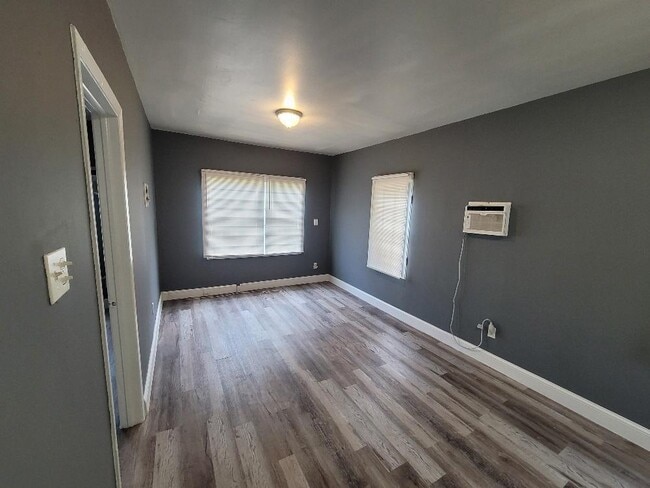 Building Photo - 7634 NW 4th Ave APT B Miami, FL 33150-3454