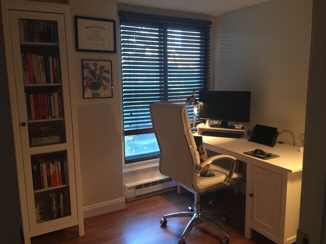 2nd bedroom/office - 55 River Rd