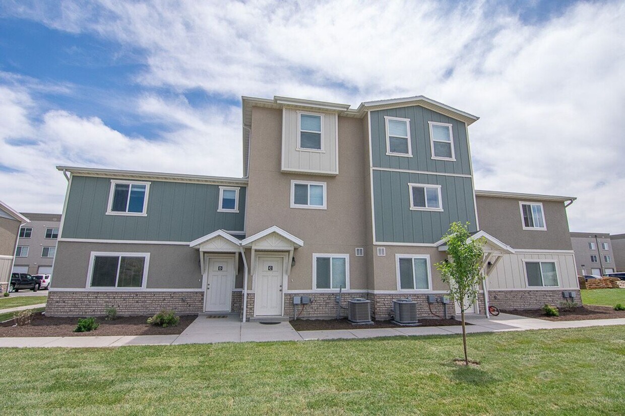 3Story Townhomes in Easton Park.... House Rental in