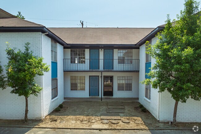 Foto del edificio - University Crossings