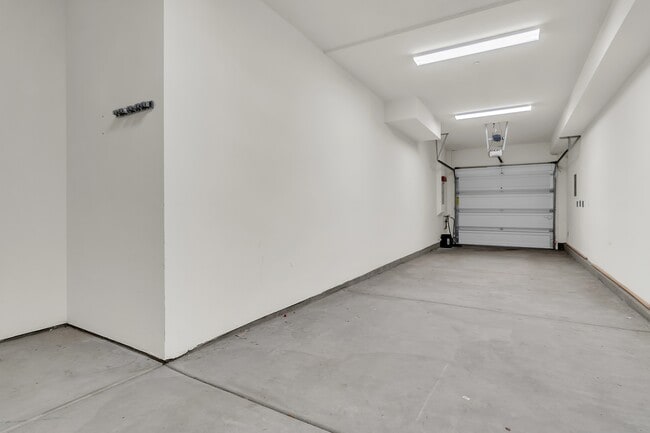 Photo - 131 Fable Townhome