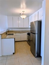 Building Photo - 17330 Chatsworth St