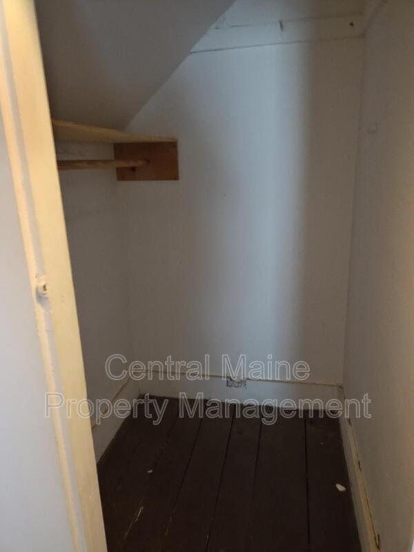 Building Photo - 69 James St