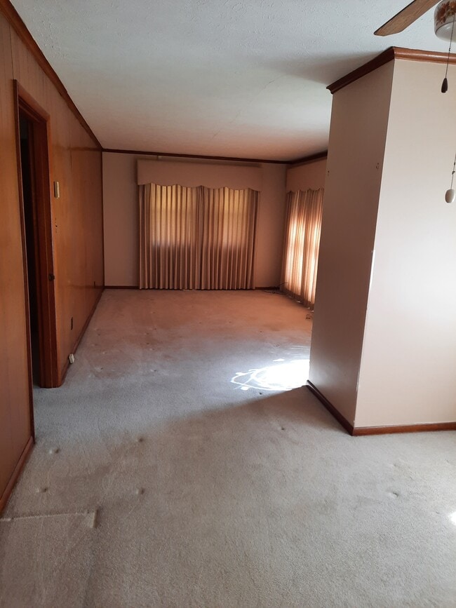 Foto del edificio - 5213 Evelyn Dr NW