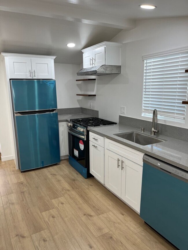 1111 Ohio Ave Unit 1113, Long Beach, CA 90804 Room for Rent in Long