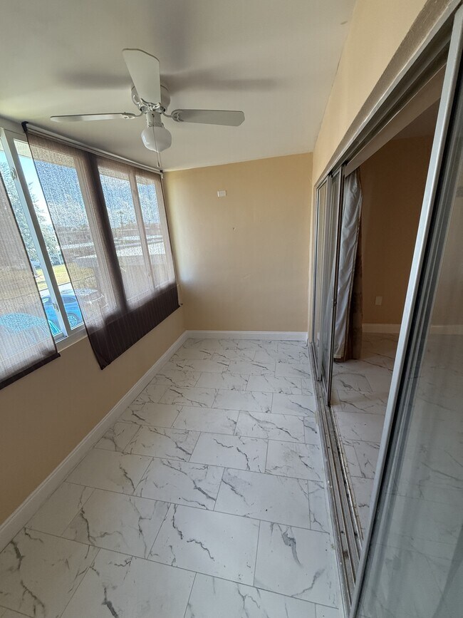 Foto del edificio - 21280 Brinson Ave