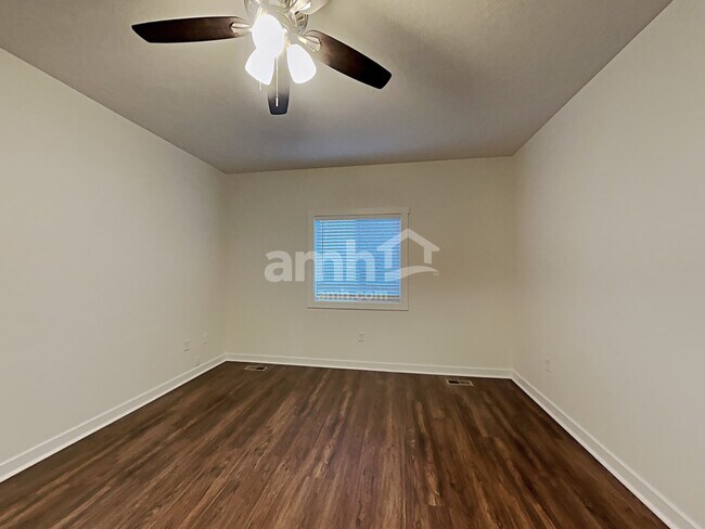 Foto del edificio - 2643 N Cinnamon Pl
