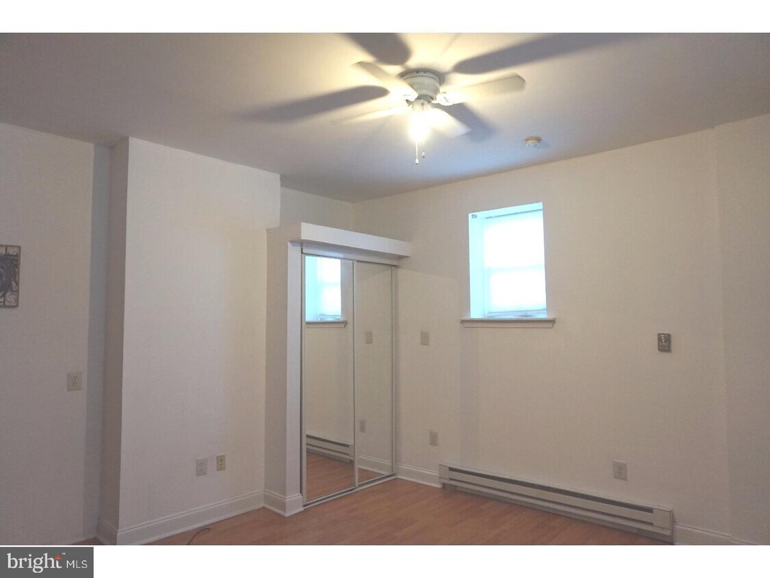 Primary Photo - 200 W Ritner St