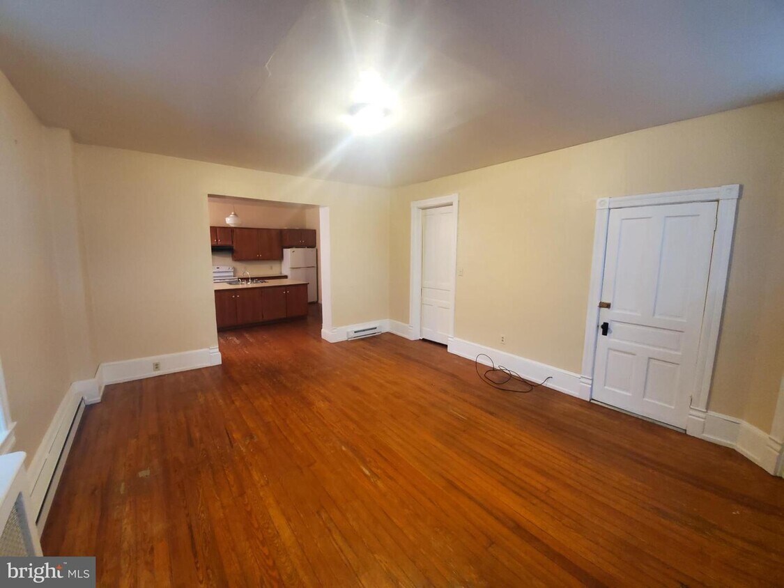 213 W Market St, Orwigsburg, PA 17961 House for Rent in Orwigsburg