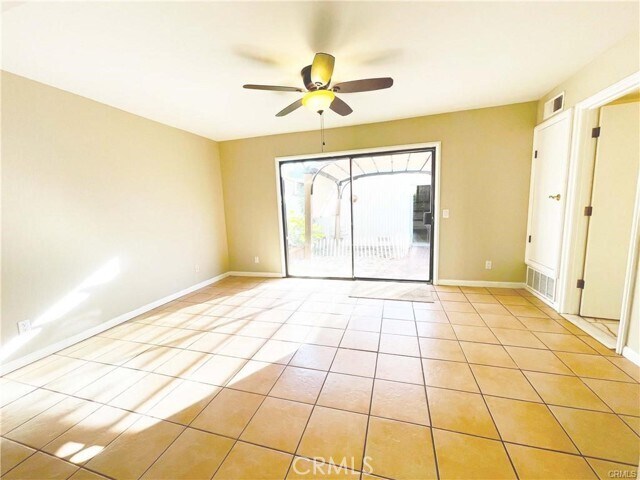 Building Photo - 5102 Aspen Dr