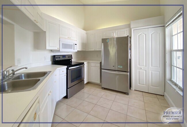 Foto del edificio - ***STERLING OAKS***2 + DEN / 2 BATH***UPDA...