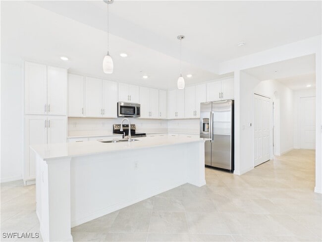 Building Photo - 5555 Double Eagle Cir