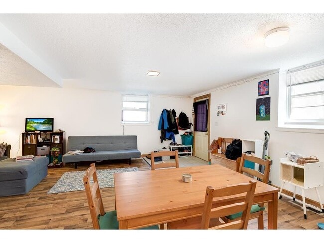 Building Photo - 4005 W 44th St