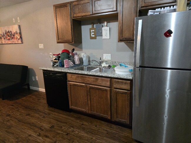 Foto del edificio - 111 Echols St