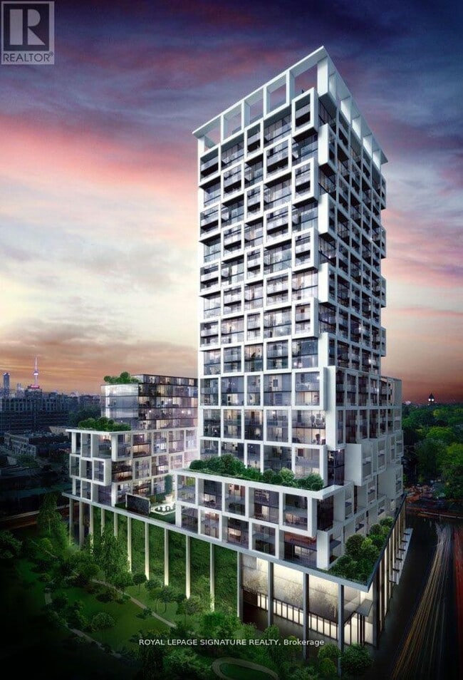 Building Photo - 5 Soudan Ave