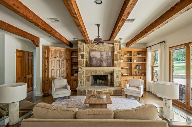 Building Photo - 571 Polo Club Dr
