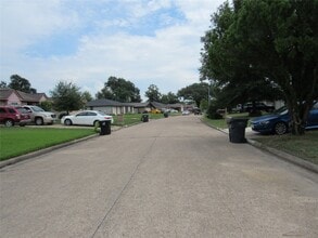 Building Photo - 7623 Silver Cloud Ln