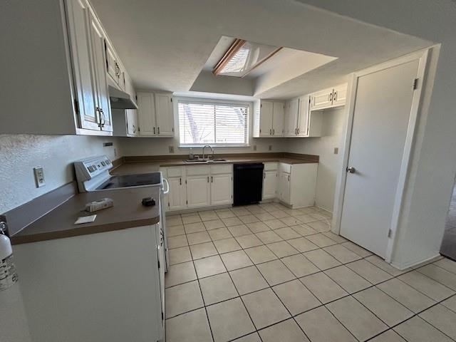 Building Photo - 423 Shady Brook Pl