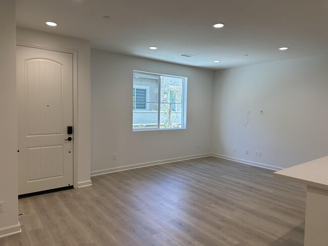 Photo - 3691 E Moonlight St Townhome