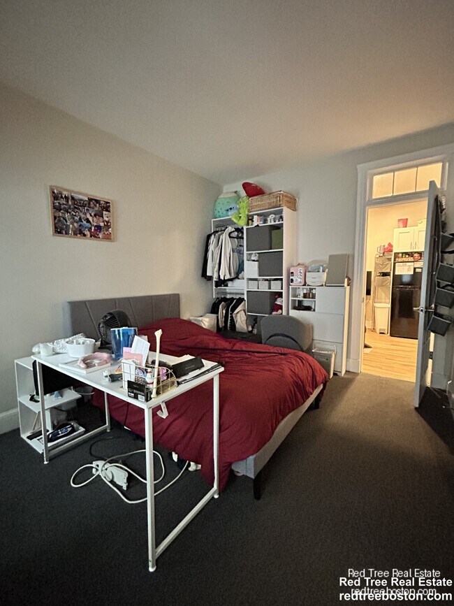 Foto del edificio - 845 Beacon St