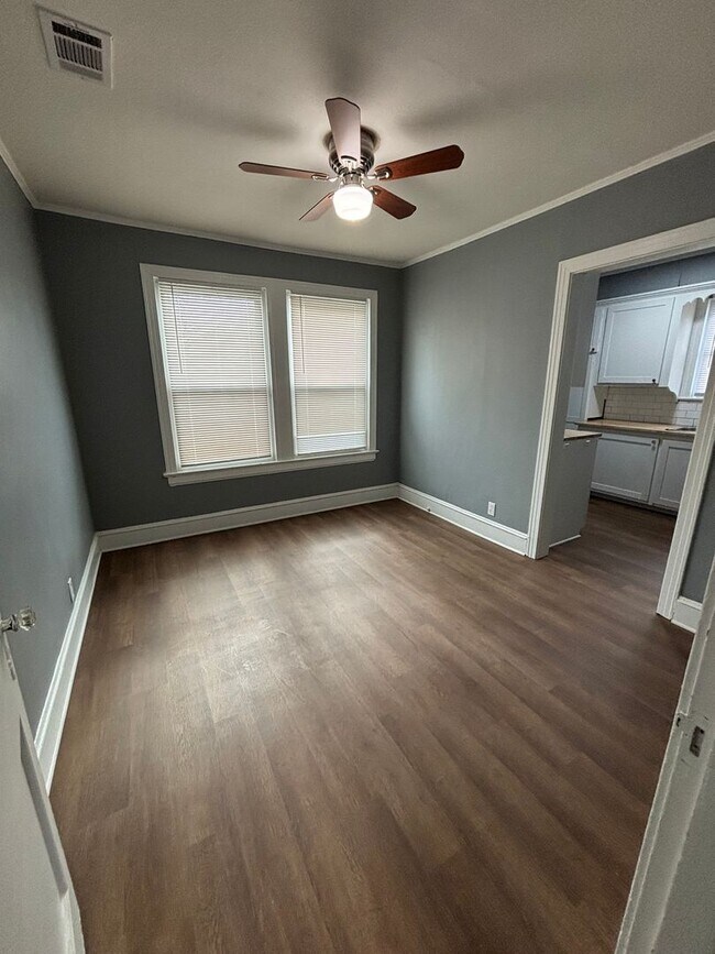 Foto del edificio - E Merrick