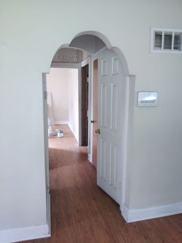 Foto del edificio - 4521 Oakwood Ave