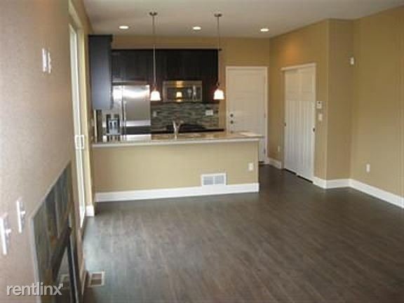 Foto del edificio - 3 br, 2.5 bath Townhome - 5201 Stuart Street